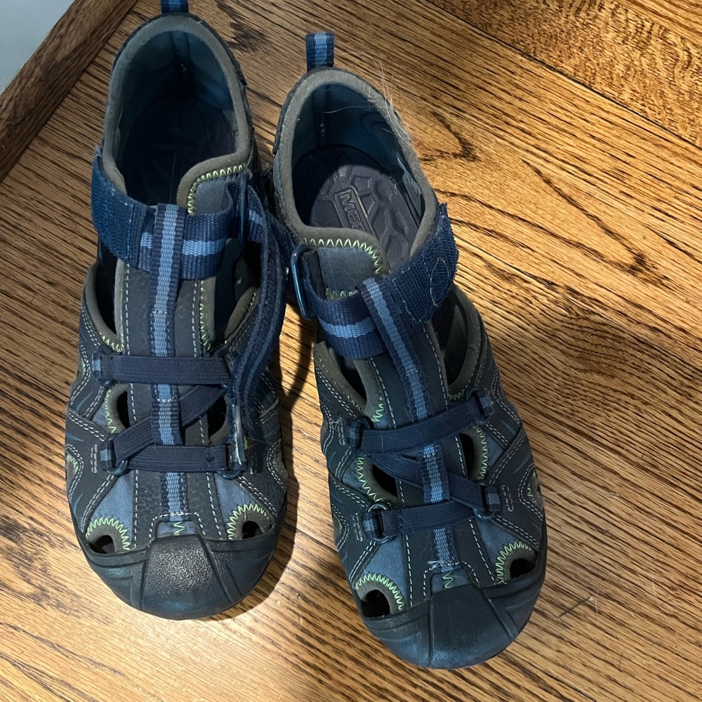 Merrell Hydro water shoes / sandals kids girls boys 5